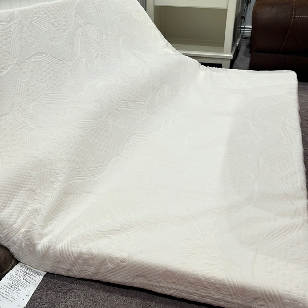 My pillow mattress topper brand new full
